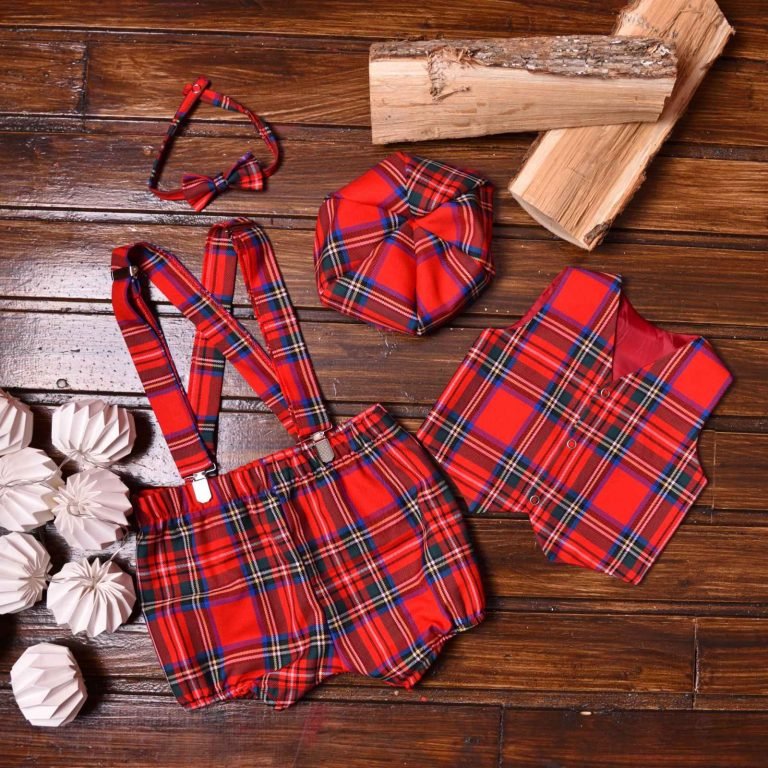 set karirani pantalonki elek kasket e1643839078909