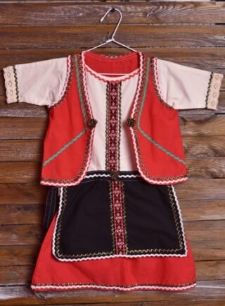 Народна детска носия за момиче