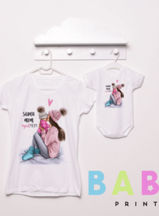 Комплект тениски за мама и момиче.